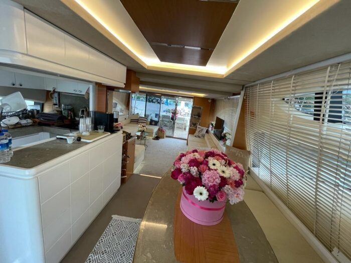 Azimut 75 - Image 17