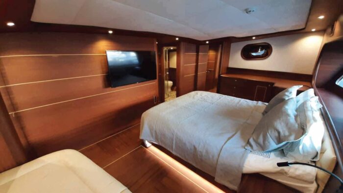 Carpe Diem Coral Yacht - Image 14
