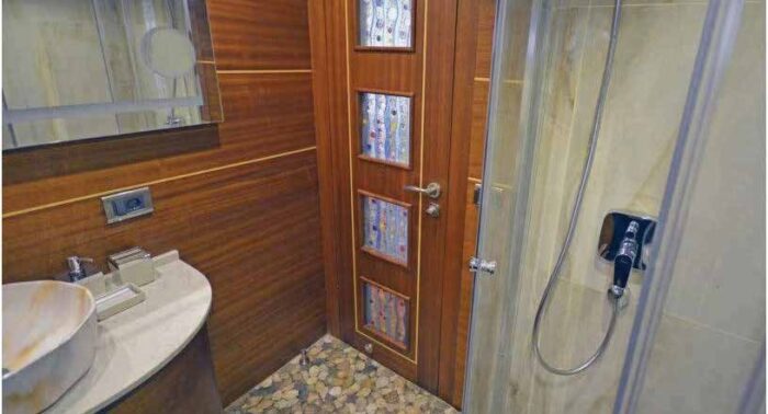Carpe Diem Coral Yacht - Image 16
