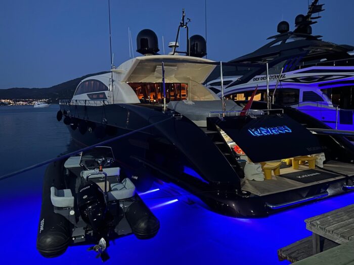 Kayanni Motor Yacht - Image 1