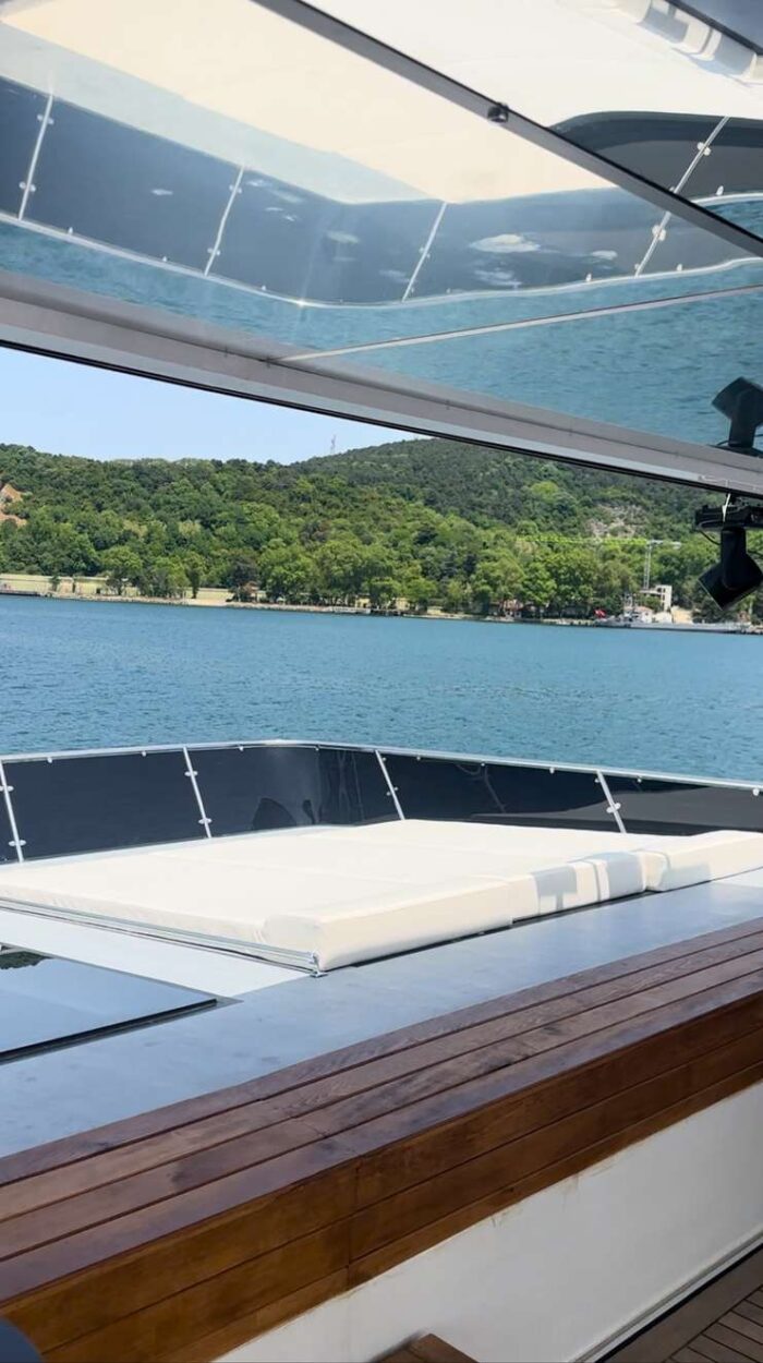 Ultra Luxury Catamaran - Image 4
