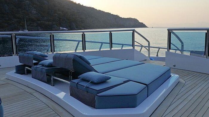 Ariela Yacht - Image 11