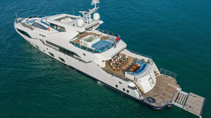 Ariela Yacht - Image 3