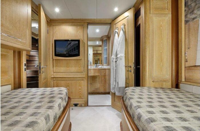 Benetti 116 - Image 15