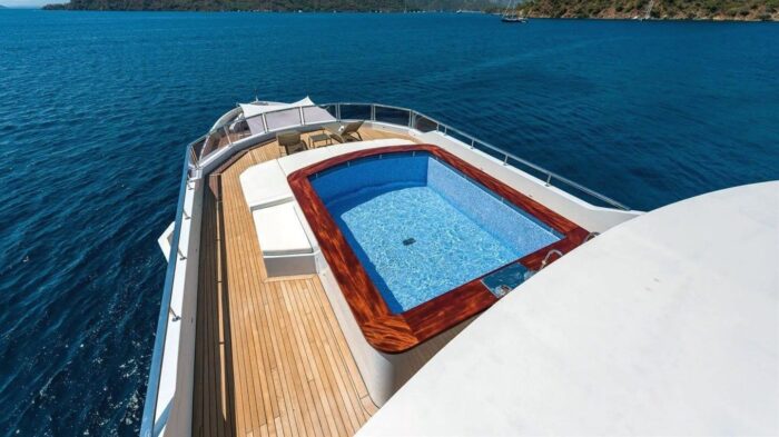 Custom Built 43M - Image 6