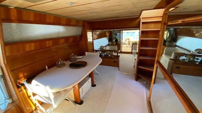 Ferretti - Image 10