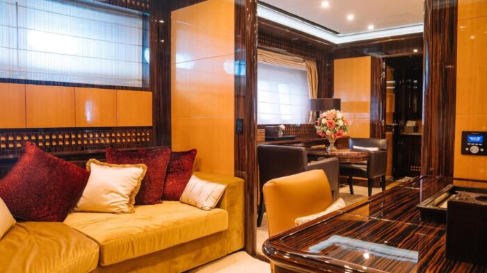 Mangusta 165 - Image 10