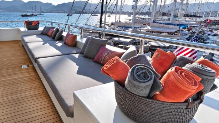 Super Yacht - Image 8